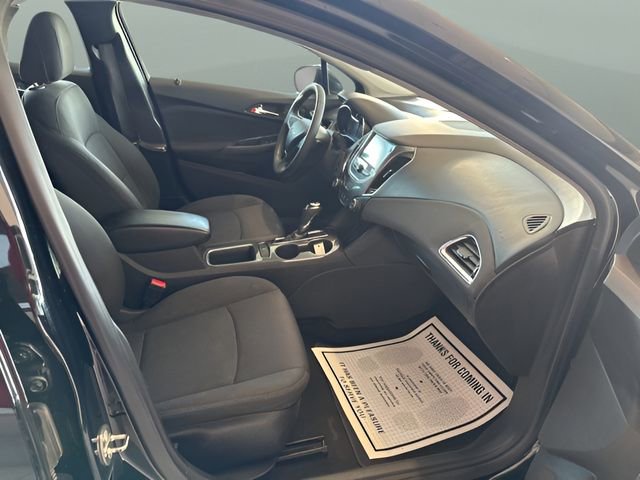 Used 2018 Chevrolet Cruze LT w/ Convenience Package image 18