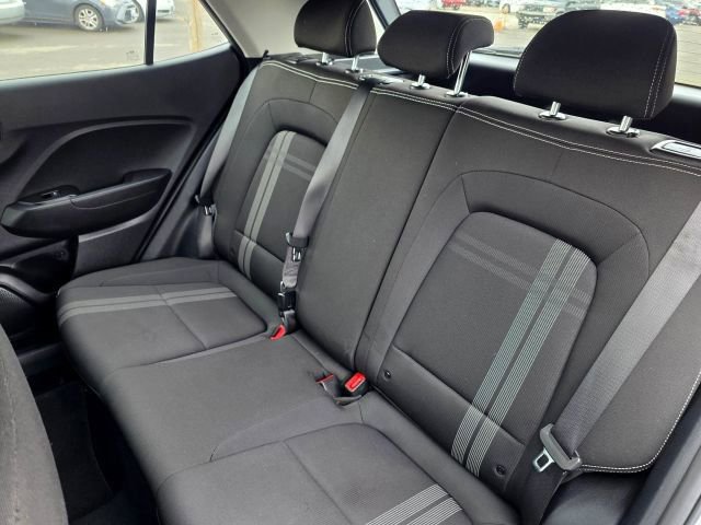 Used 2022 Hyundai Venue SEL FWD image 32