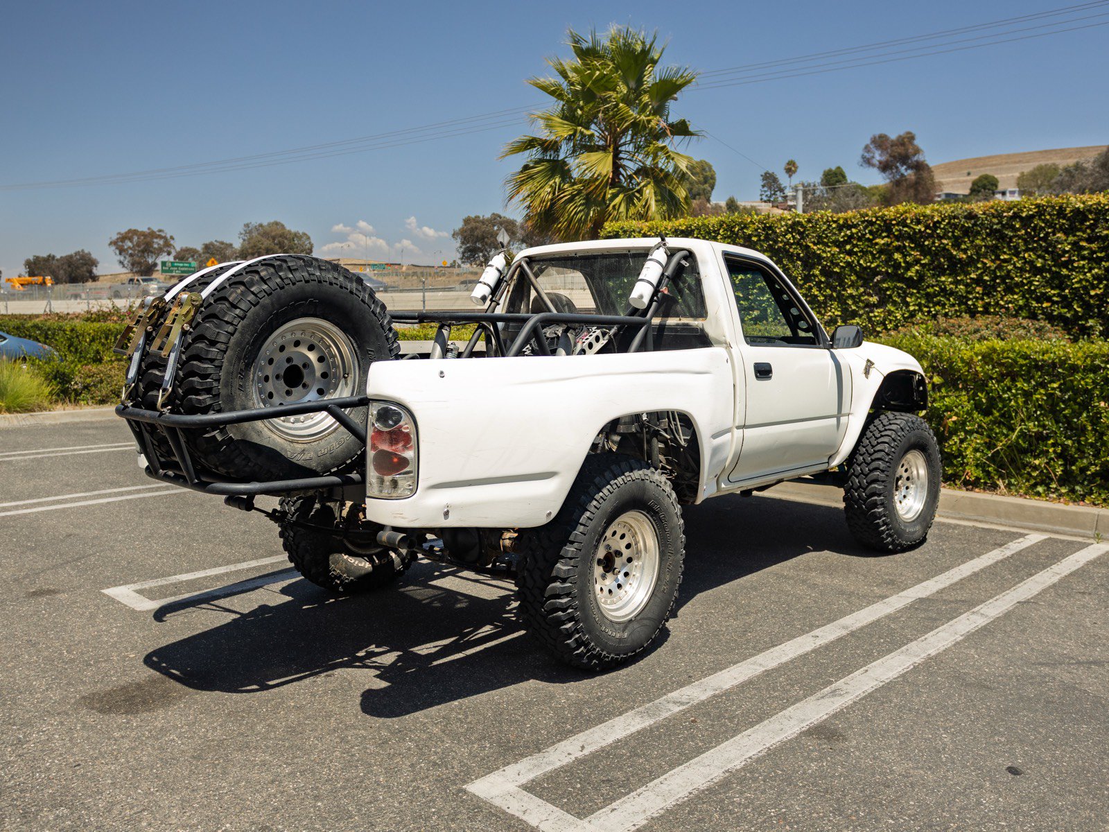 Used 1989 Toyota Pickup 2WD Regular Cab image 5