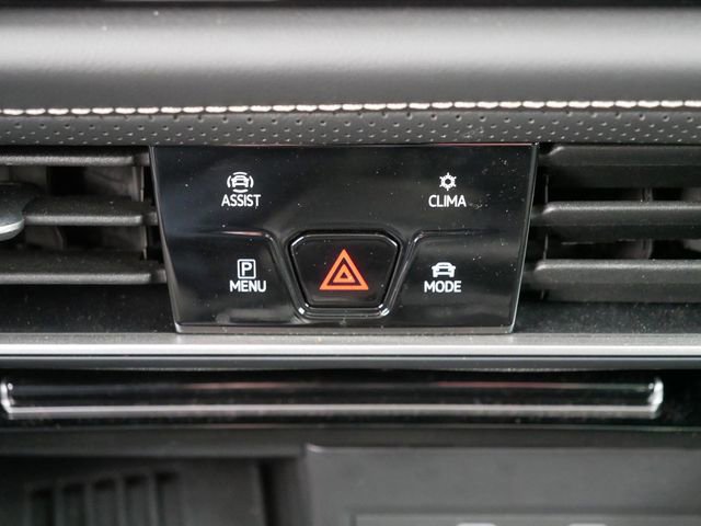 Certified 2025 Volkswagen Atlas SEL image 29