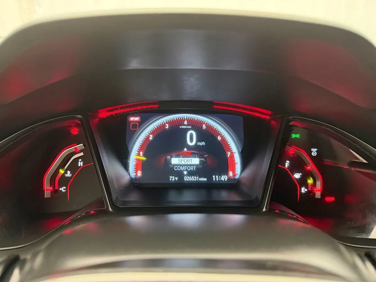 Used 2018 Honda Civic Type R image 12