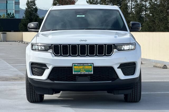 New 2026 Jeep Grand Cherokee Laredo X AWD/4WD image 6