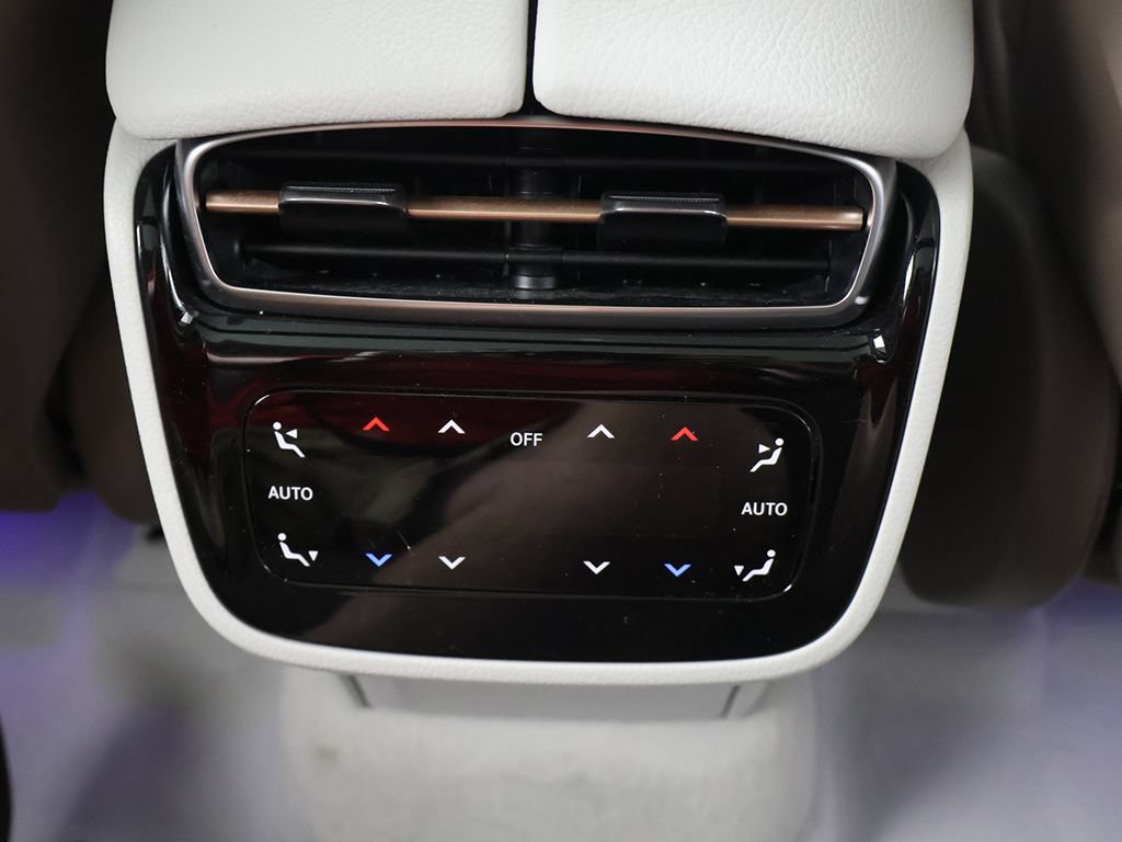 Used 2023 Mercedes-Benz EQE 500 4MATIC SUV w/ Pinnacle Trim Package image 55