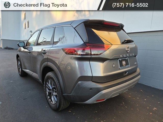 Used 2023 Nissan Rogue S image 5