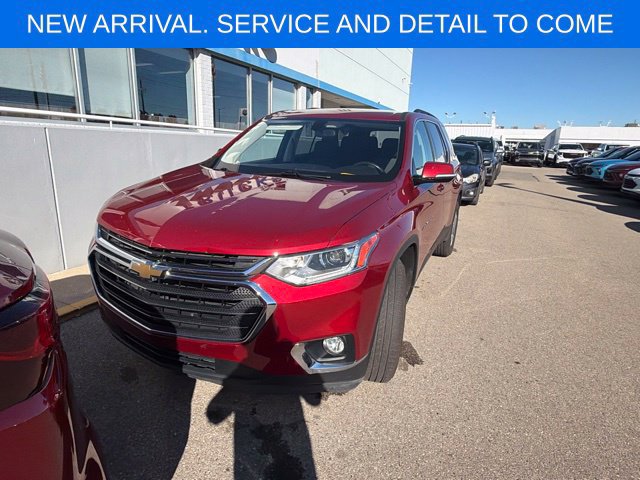 Used 2019 Chevrolet Traverse LT FWD image 2