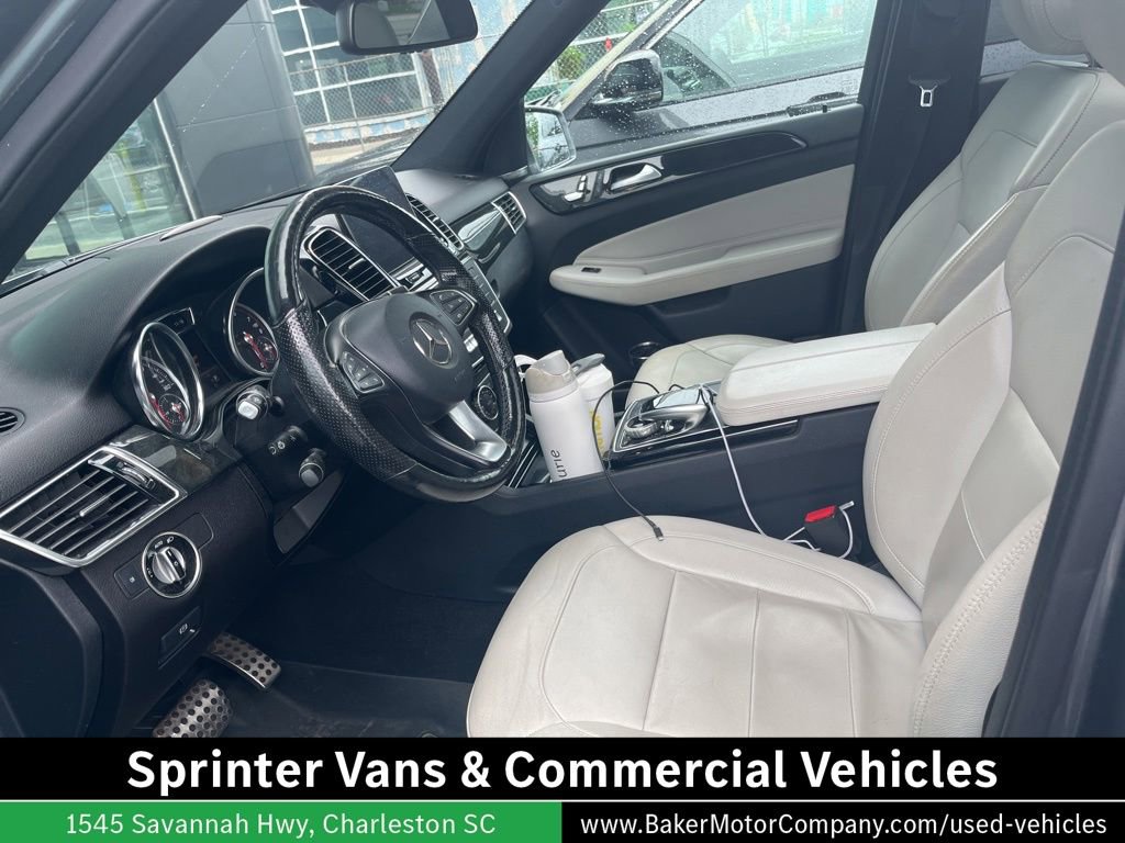 Certified 2019 Mercedes-Benz GLE 400 4MATIC image 4