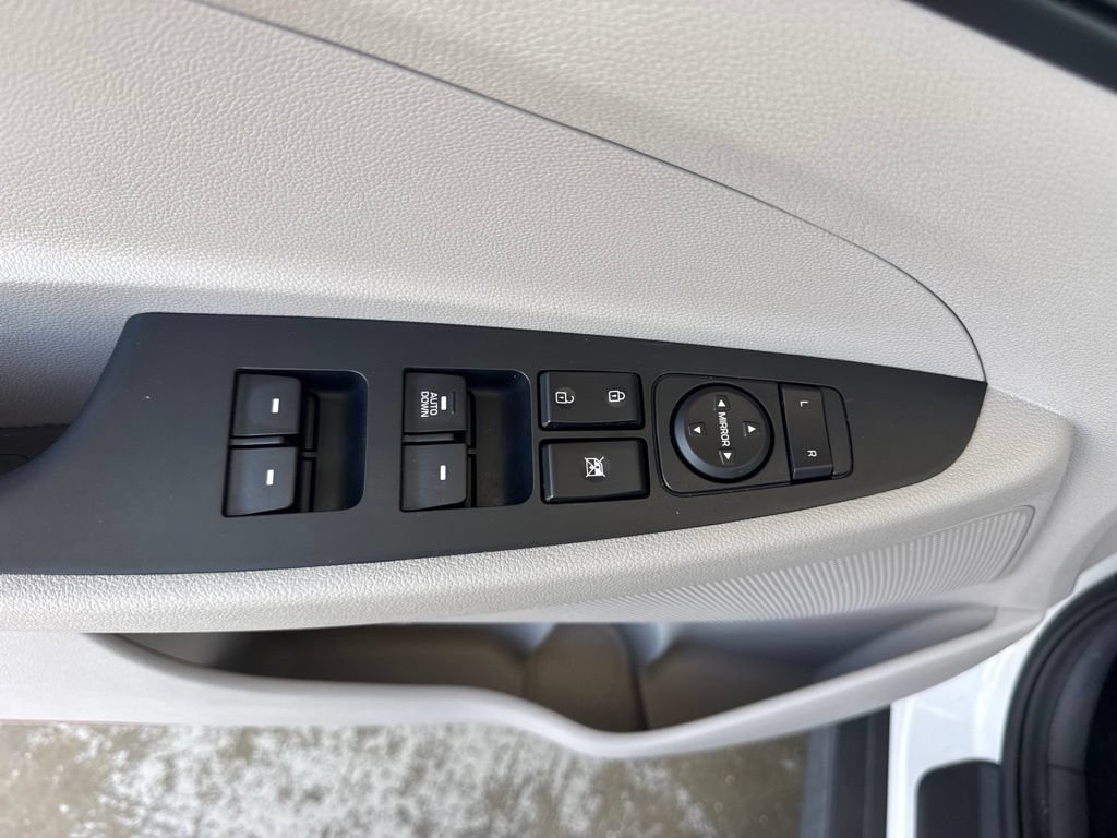 Used 2019 Hyundai Tucson SE AWD/4WD image 12