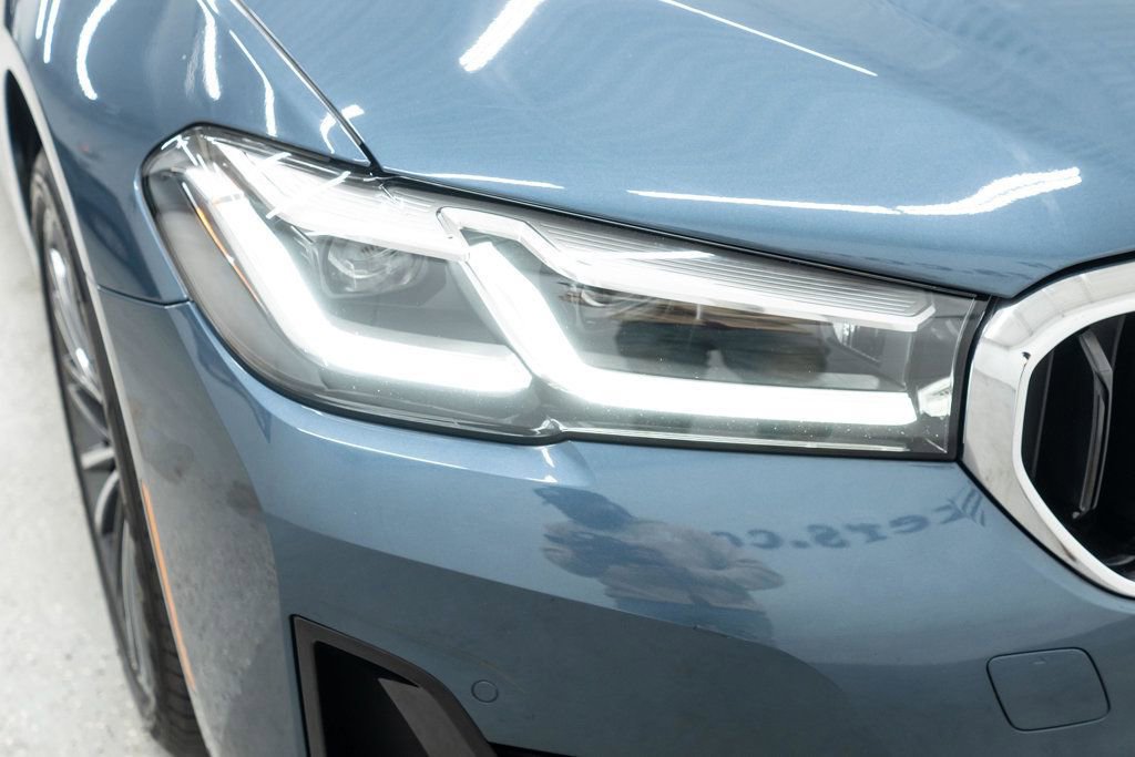 Used 2023 BMW 530e xDrive w/ Premium Package image 47