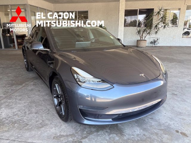 Used 2019 Tesla Model 3 Standard Range Plus RWD image 1