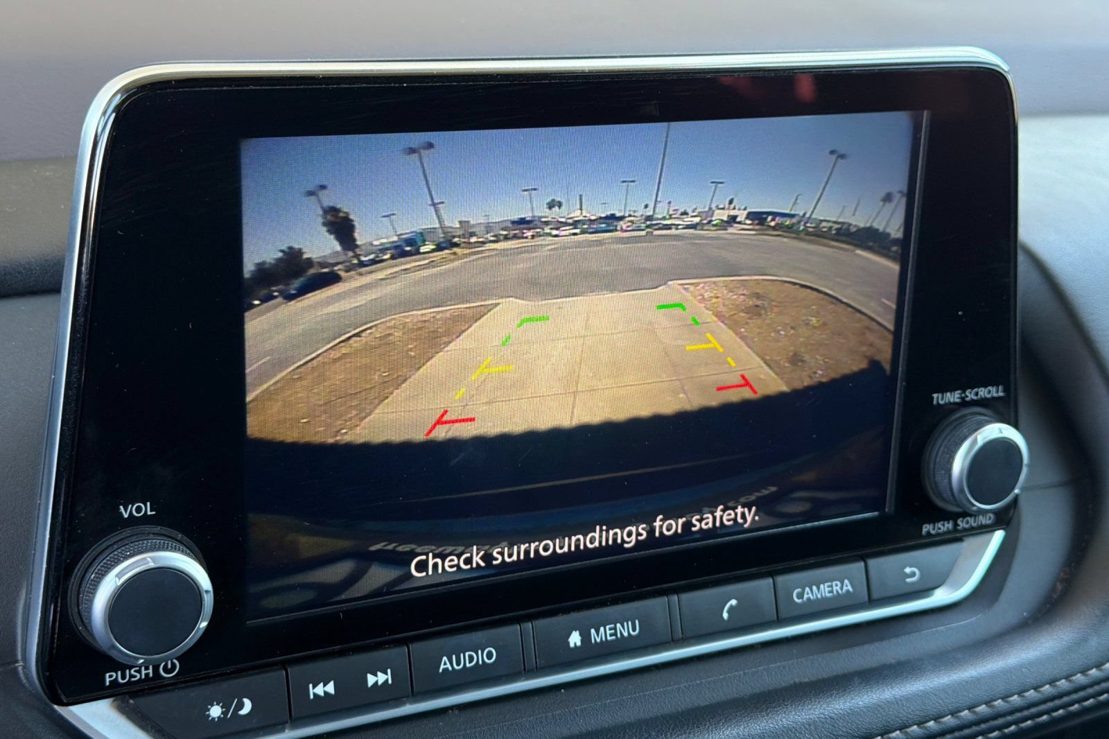 Used 2023 Nissan Rogue SV FWD image 21