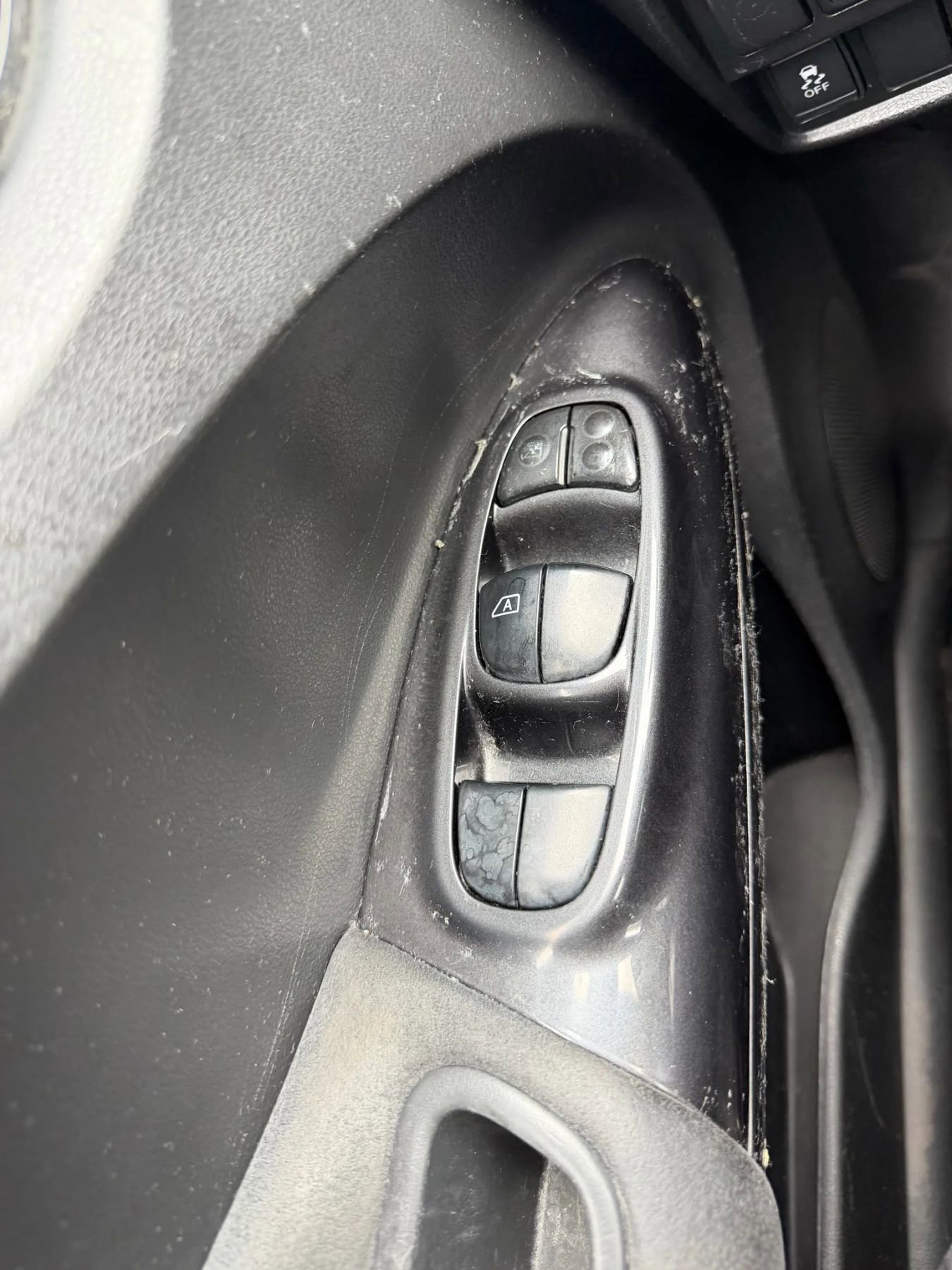 Used 2013 Nissan Juke NISMO image 22