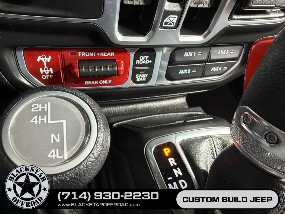 Used 2025 Jeep Wrangler Unlimited Rubicon AWD/4WD image 22