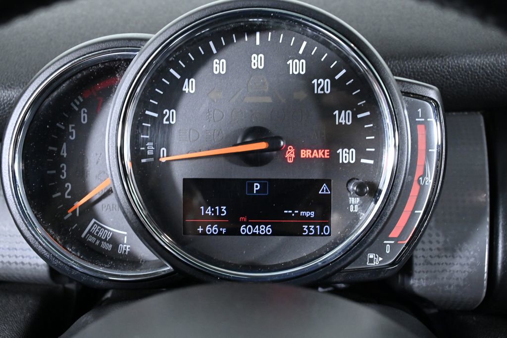 Used 2019 MINI Cooper 4-Door Hardtop w/ Signature Upholstery Package image 14