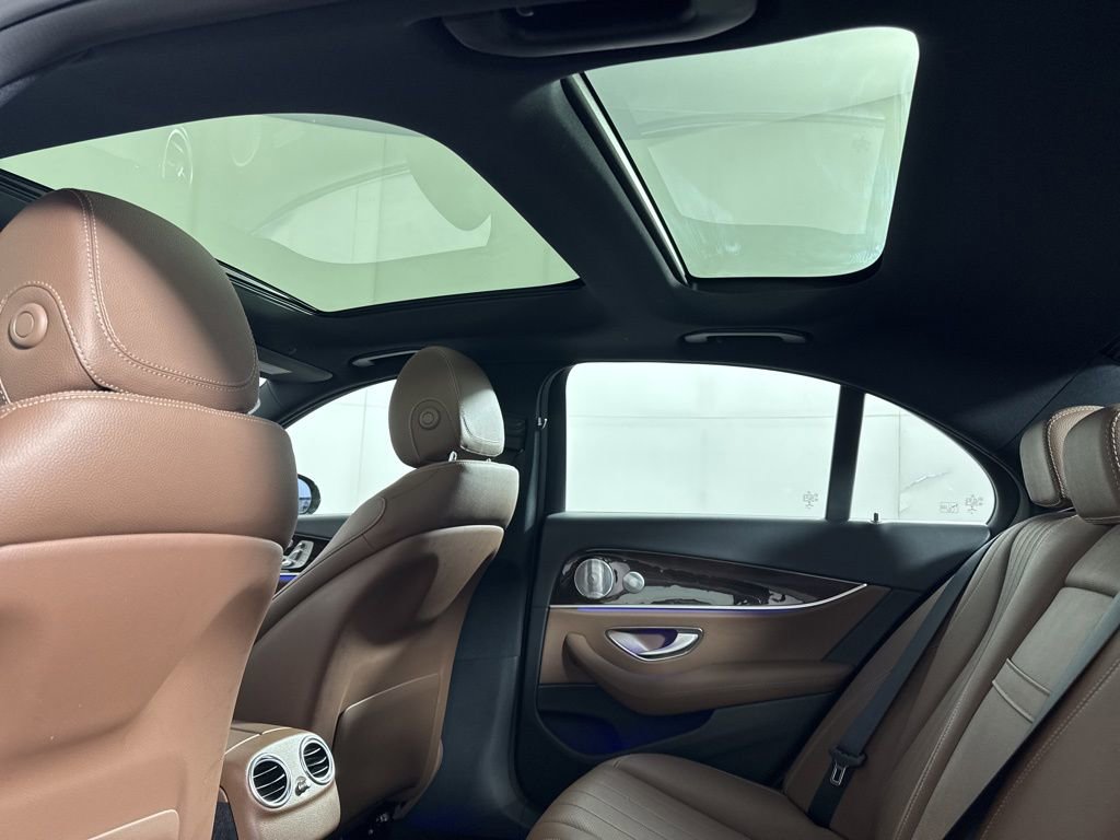 Certified 2021 Mercedes-Benz E 350 4MATIC Sedan image 21