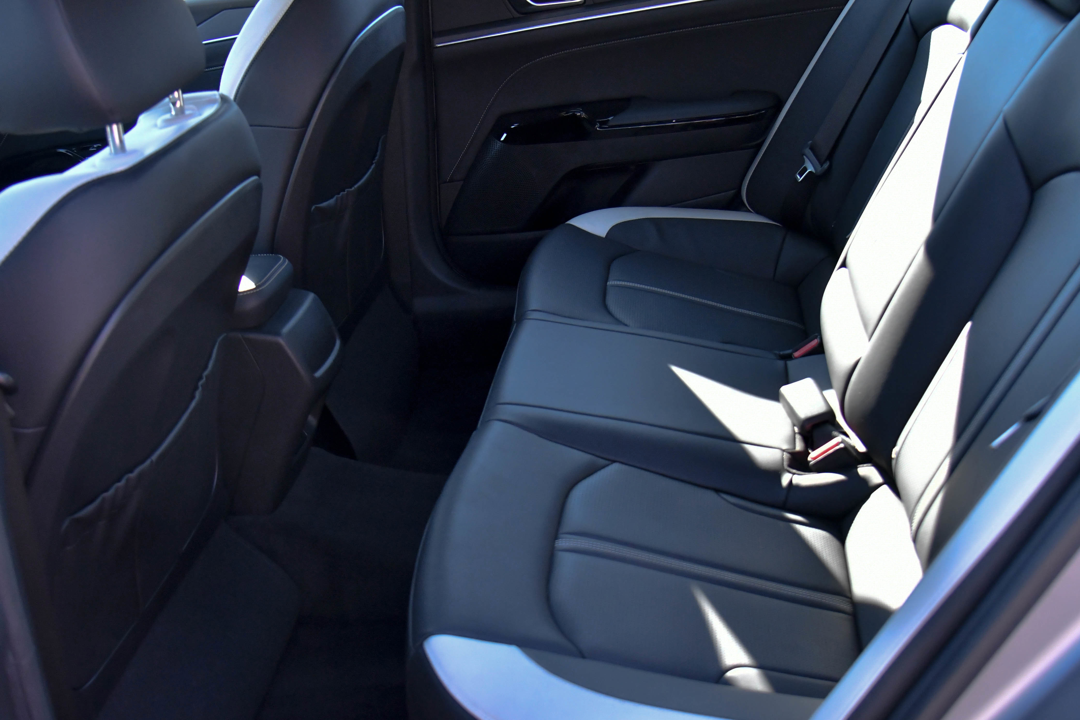 Used 2025 Kia K5 GT-Line w/ GT-Line Premium Package image 44