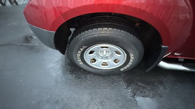 Used 2018 Nissan Frontier S image 35