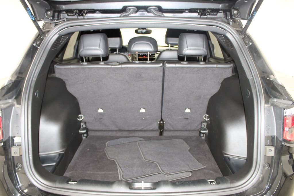 Used 2025 Jeep Compass Latitude image 13