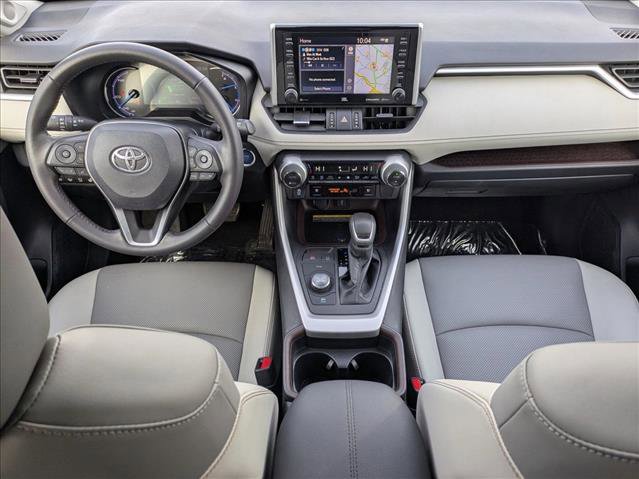 Used 2020 Toyota RAV4 Limited image 15