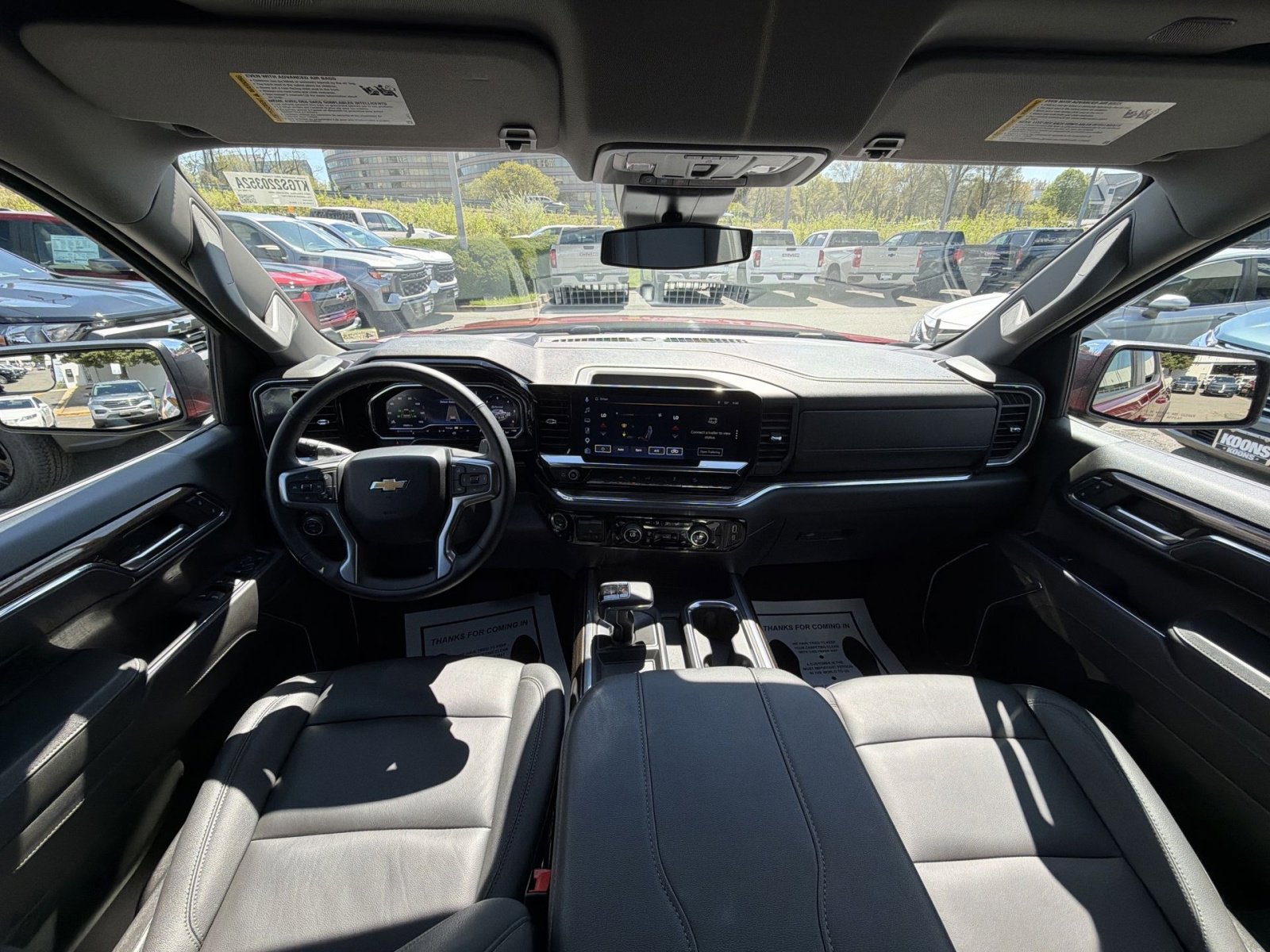 Used 2024 Chevrolet Silverado 1500 LT w/ Z71 Off-Road Package image 23