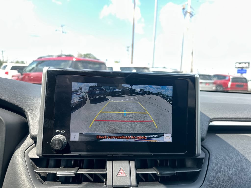 Used 2026 Hyundai Elantra Sport FWD image 38