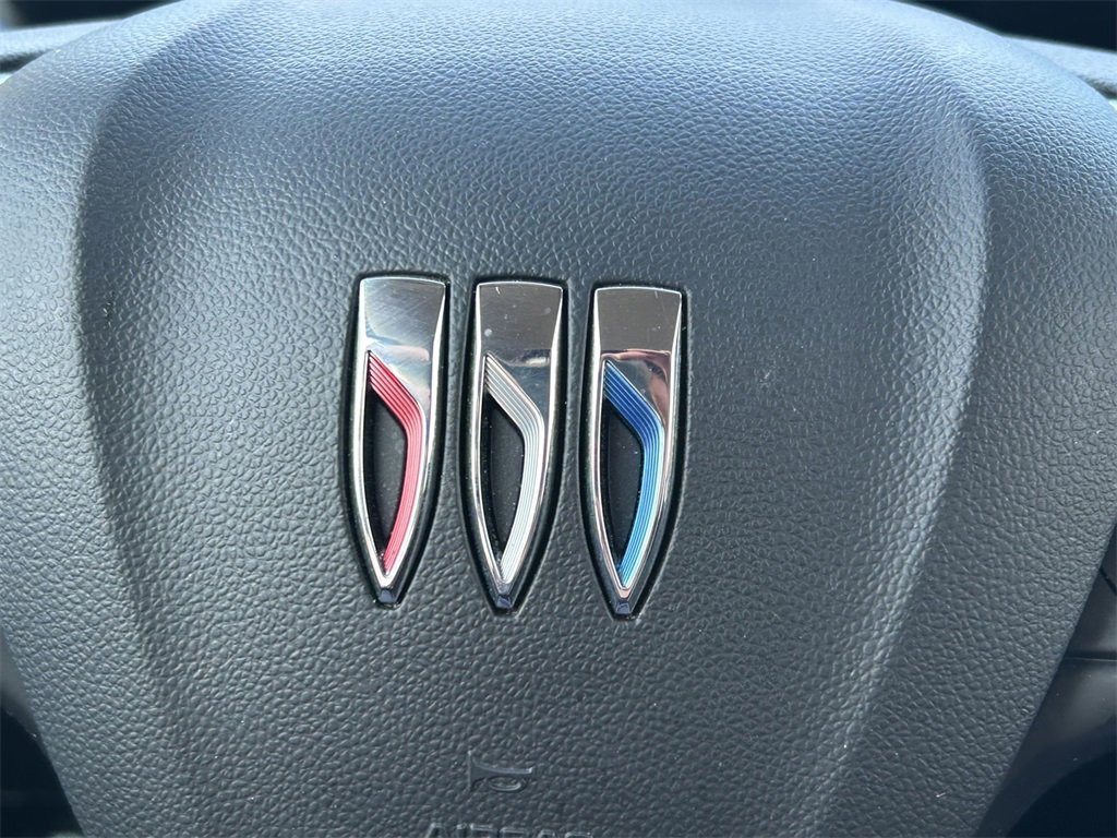 Used 2025 Buick Encore GX Preferred image 35