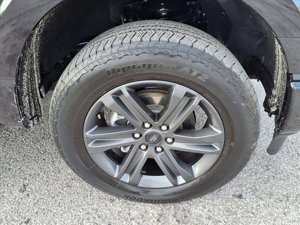 Used 2023 Ford F150 Lariat w/ Equipment Group 502A High image 9