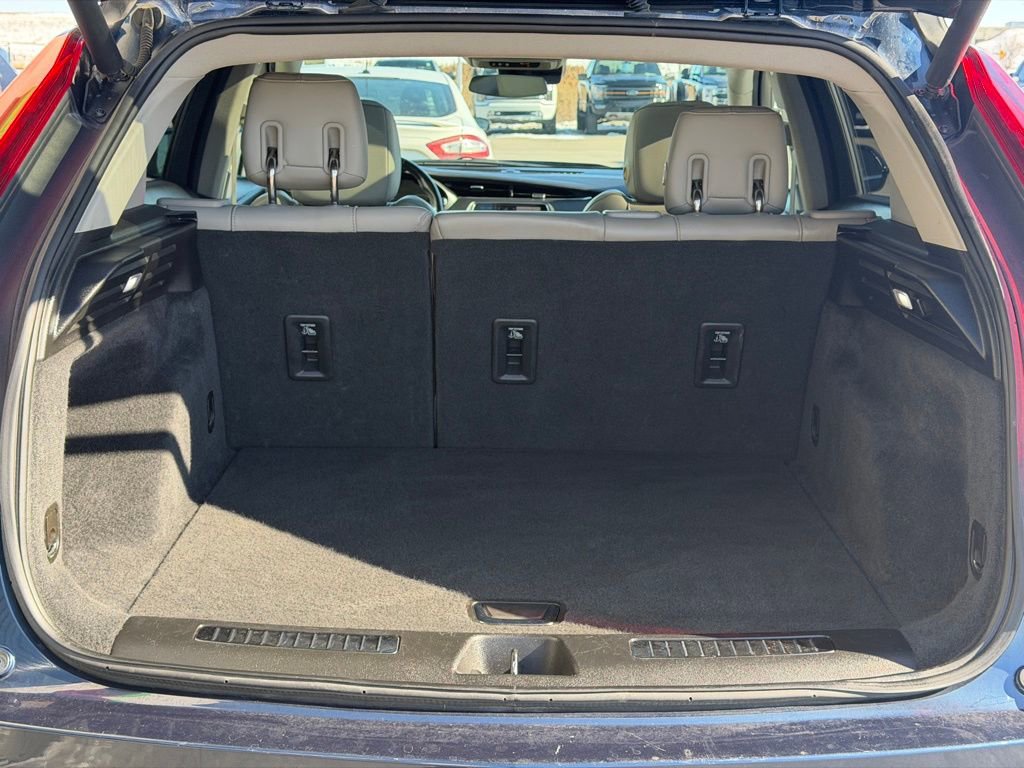 Used 2019 Cadillac XT4 Premium Luxury image 9