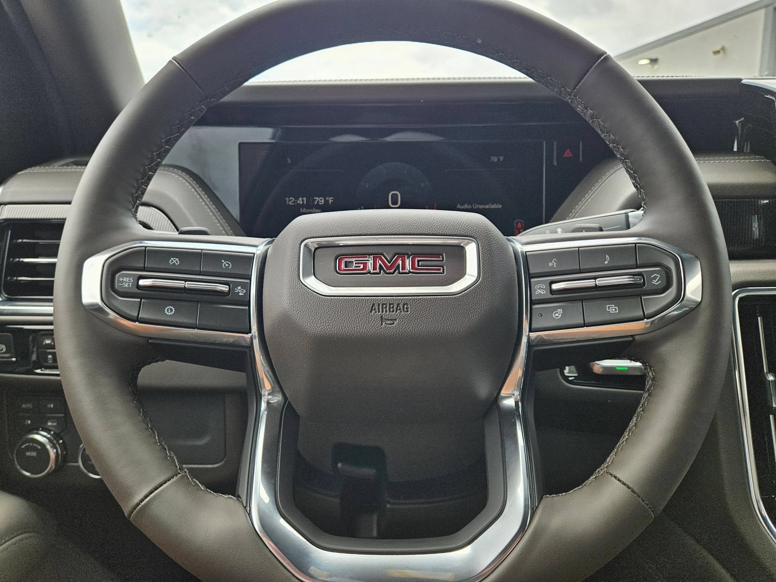 New 2026 GMC Yukon Elevation AWD/4WD image 11