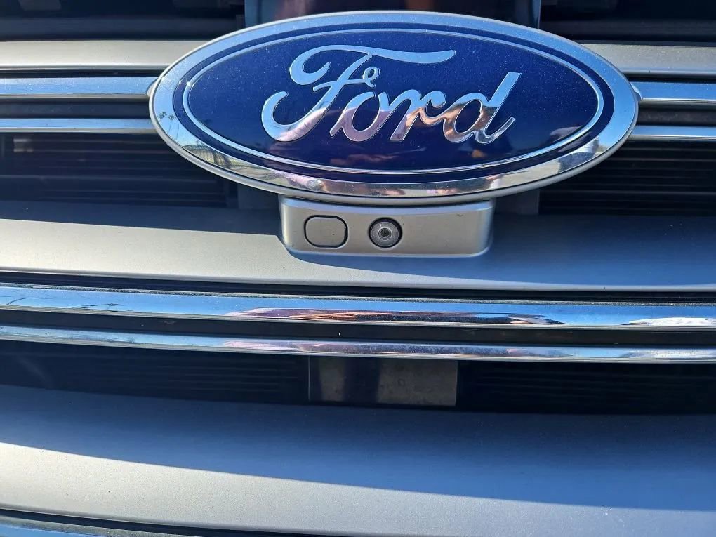 Used 2015 Ford Edge Titanium w/ Equipment Group 302A image 47