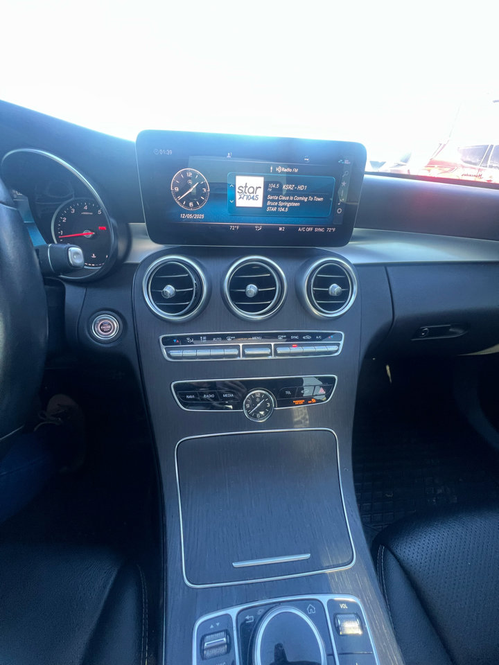 Used 2020 Mercedes-Benz C 300 C 300 4MATIC Sedan image 17