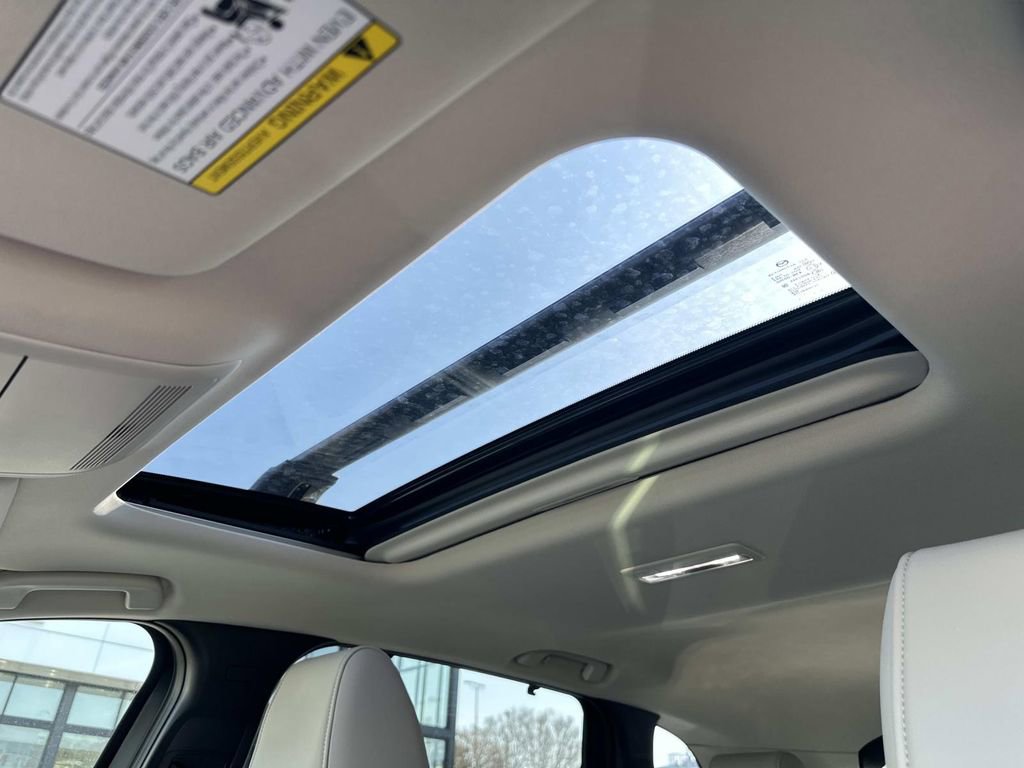 Certified 2025 MAZDA CX-70 3.3 Turbo w/ Premium Package image 28