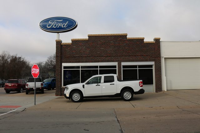 New 2025 Ford Maverick XL w/ 4K Tow Package