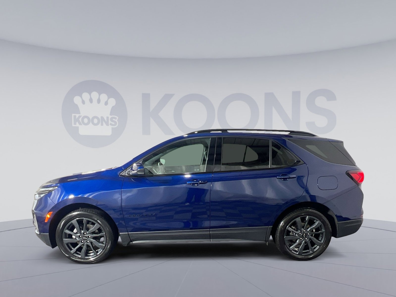 Used 2023 Chevrolet Equinox RS image 2