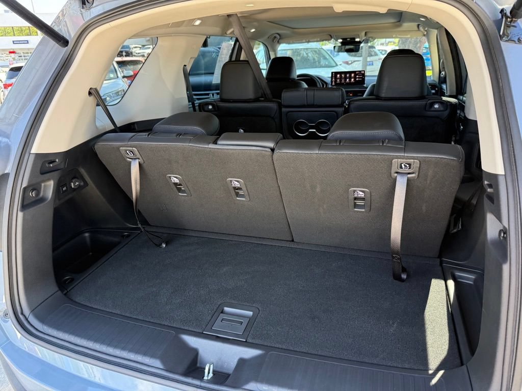 Certified 2026 Honda Pilot Touring image 18