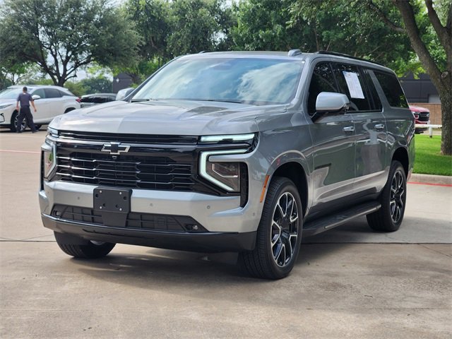 Used 2026 Chevrolet Suburban RST w/ Comfort Package RWD image 12
