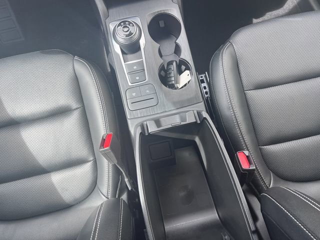 Used 2022 Ford Escape SEL image 31