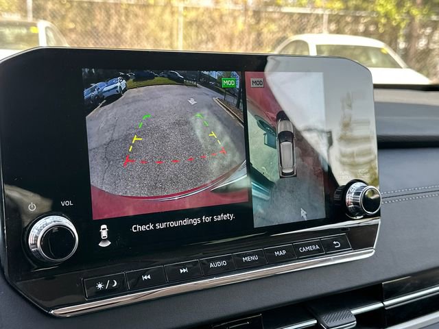 Used 2023 Mitsubishi Outlander 4WD Plug-In Hybrid image 22