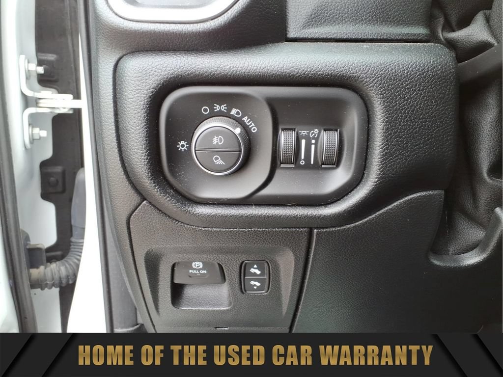 Used 2021 RAM 1500 Laramie w/ Sport Appearance Package AWD/4WD image 18