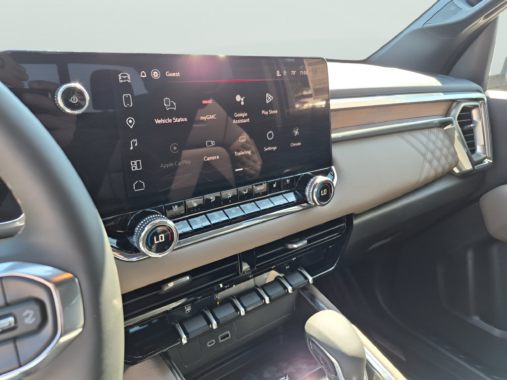 New 2026 GMC Canyon Denali AWD/4WD image 22