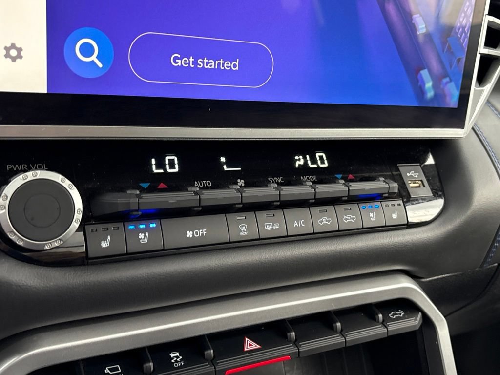 Used 2025 Toyota Tundra Platinum AWD/4WD image 19