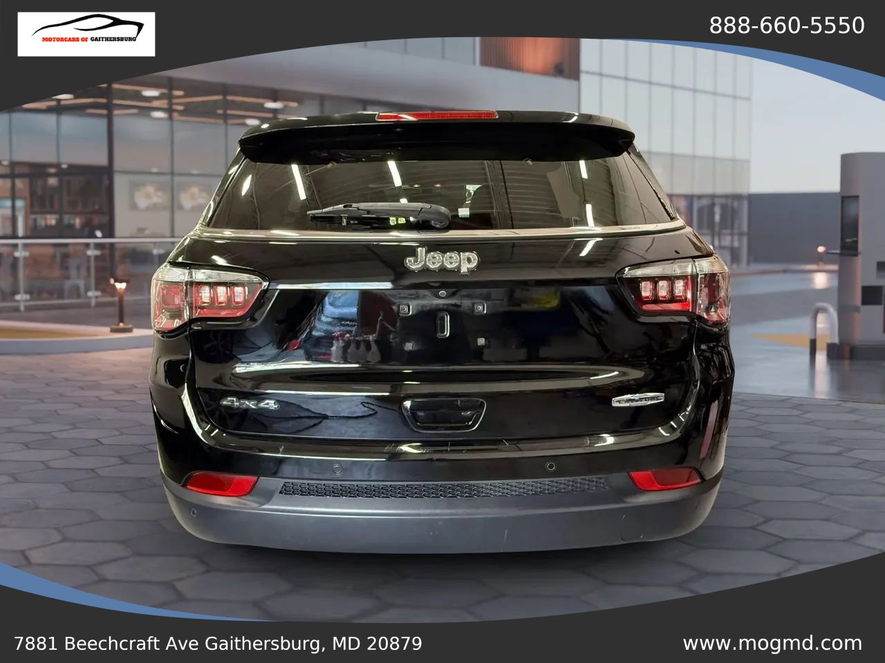 Used 2018 Jeep Compass Latitude w/ Popular Equipment Group AWD/4WD image 5