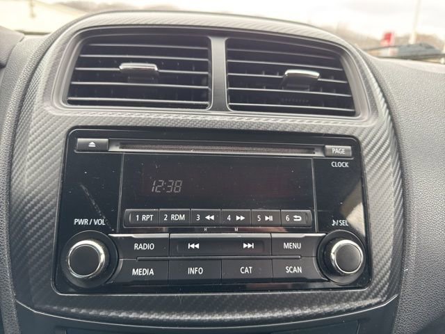 Used 2016 Mitsubishi Outlander Sport ES image 16