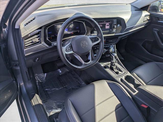 Certified 2024 Volkswagen Jetta SE FWD image 10