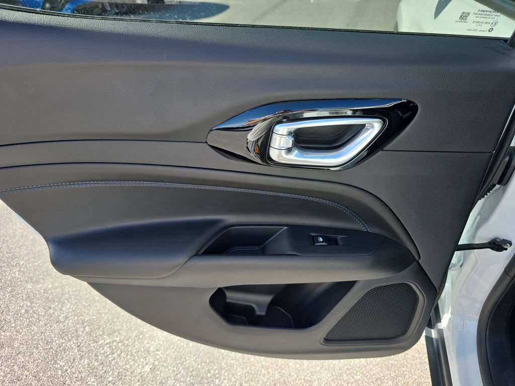 New 2026 Jeep Compass Latitude AWD/4WD image 31