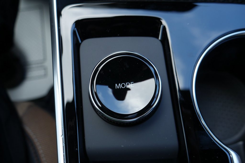 New 2026 Chevrolet Equinox ACTIV w/ Convenience Package III image 19