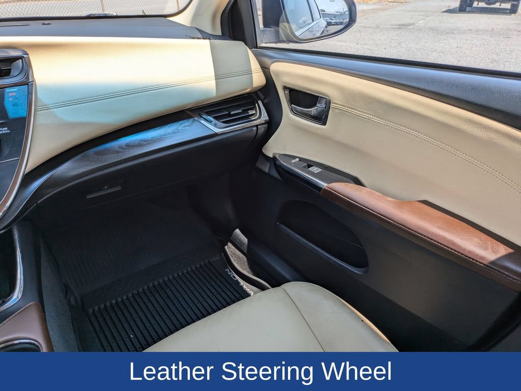 Used 2018 Toyota Avalon XLE Premium FWD image 19