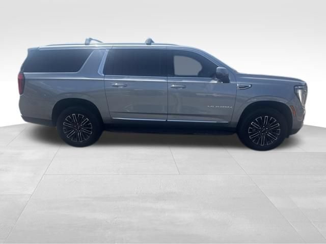 Used 2026 GMC Yukon XL Elevation w/ Elevation Premium Package AWD/4WD image 7