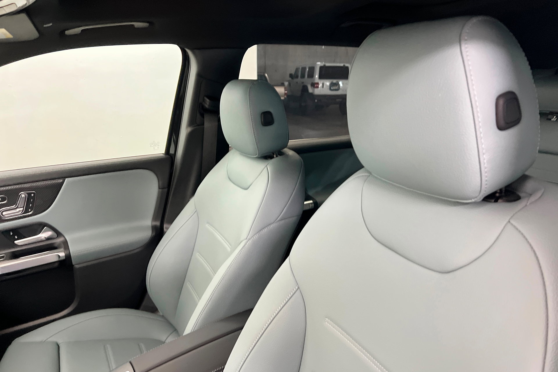 New 2026 Mercedes-Benz GLB 35 AMG AMG GLB 35 image 16