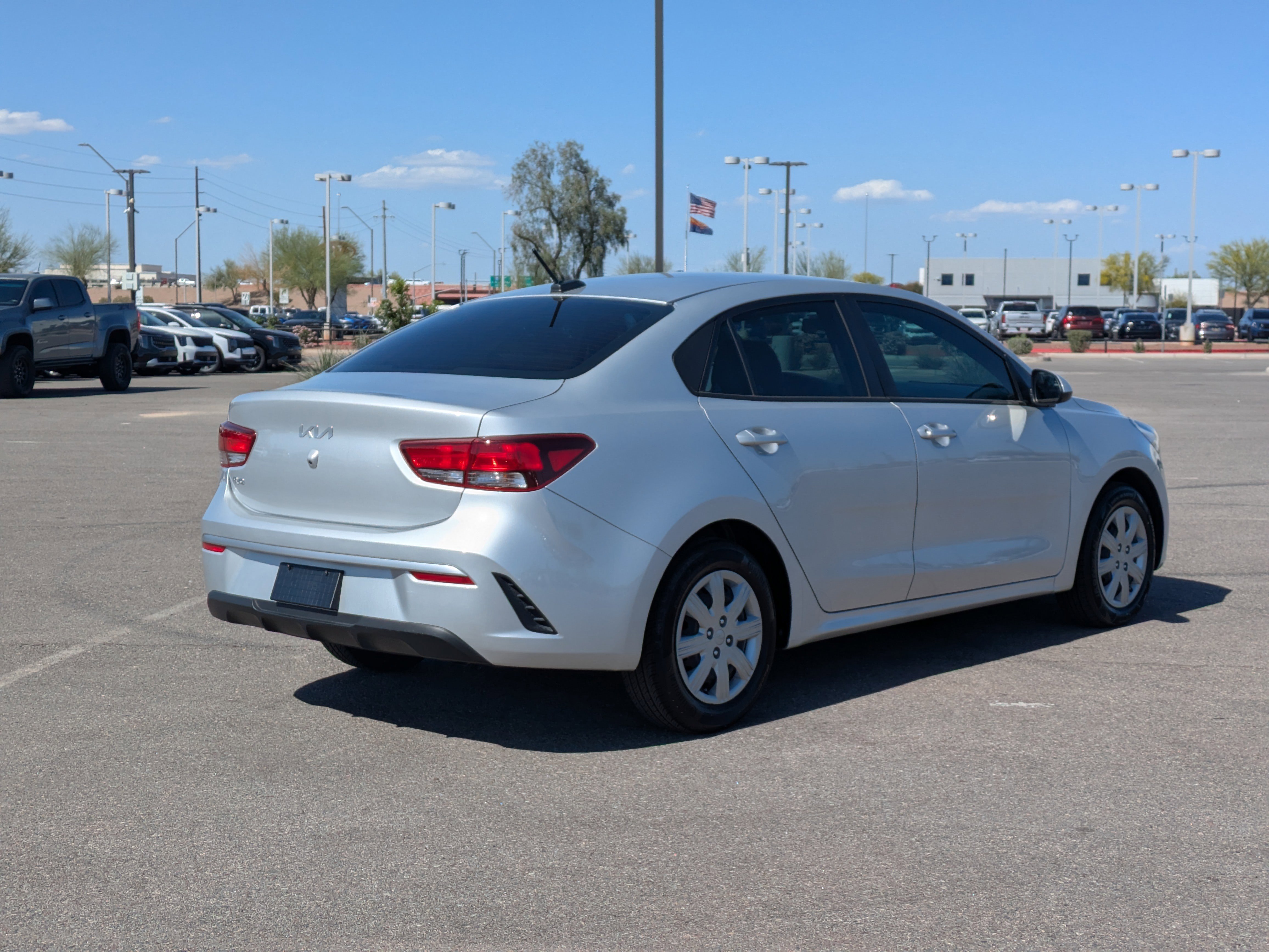 Used 2022 Kia Rio LX image 5