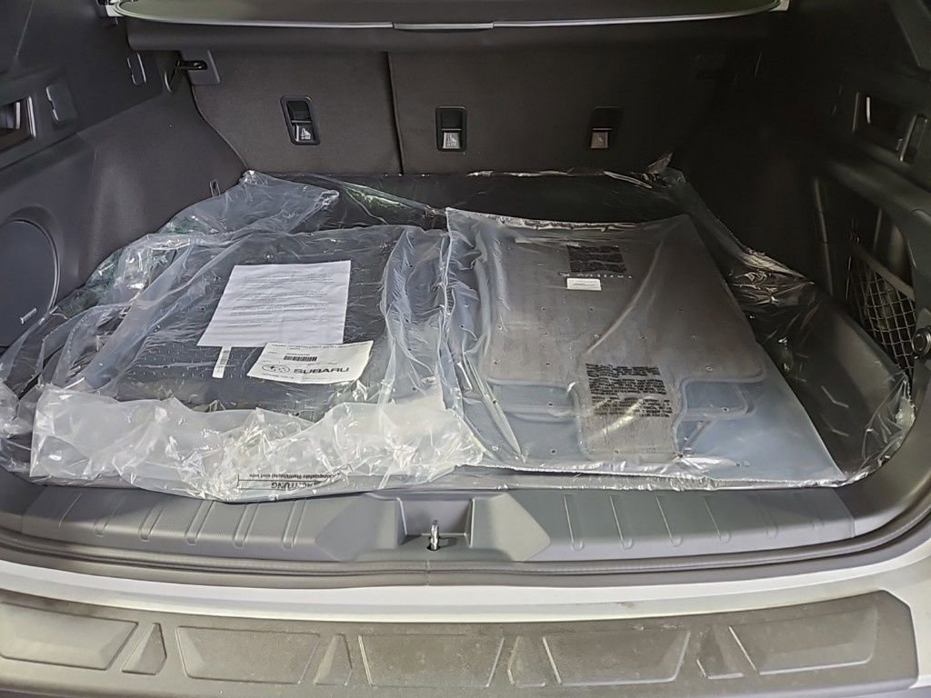 Used 2025 Subaru Outback Limited image 25